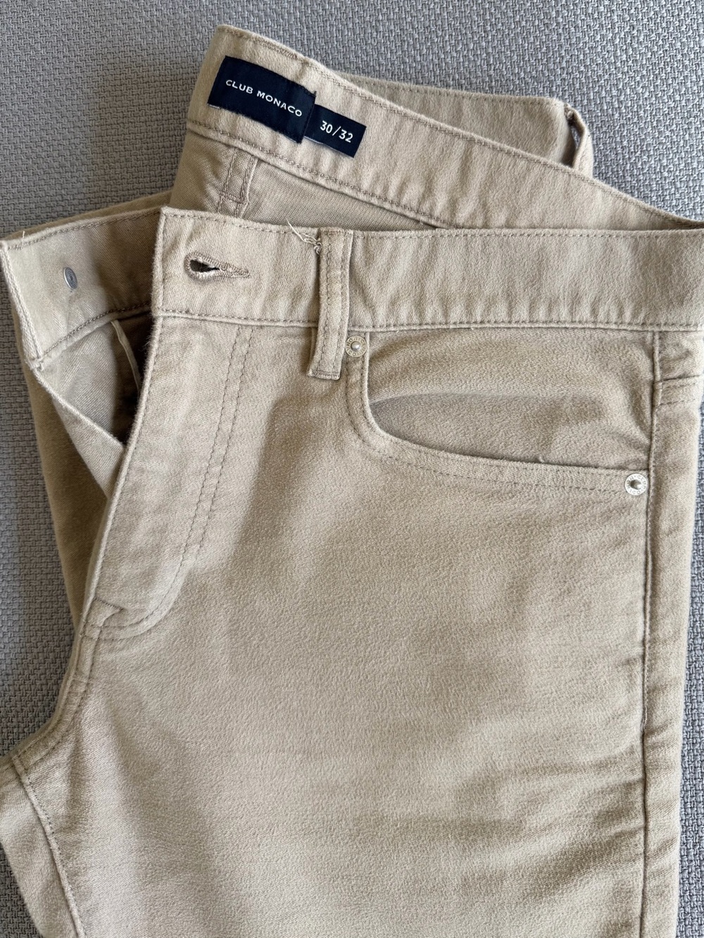 Club Monaco Men's Slim Fit Jeans Beige